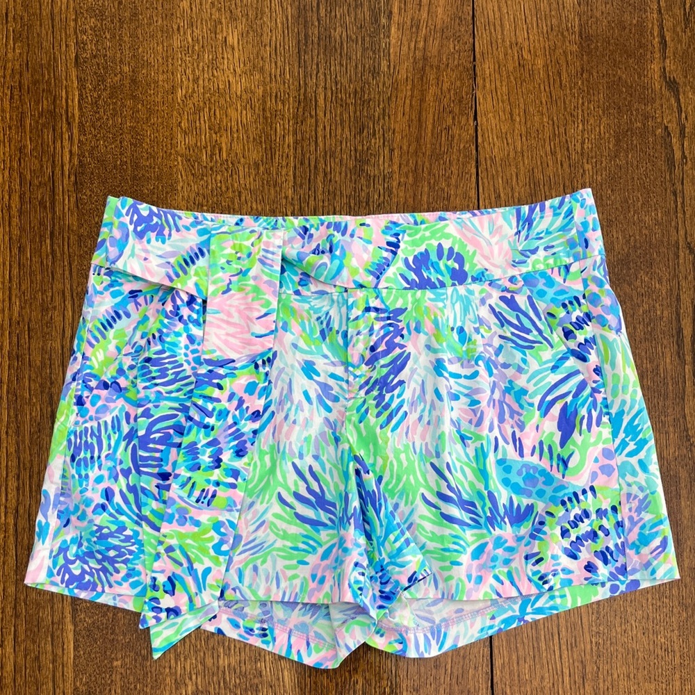 New Lilly Pulitzer Shorts - Picture 5 of 10
